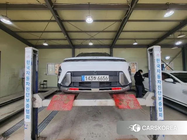 Hyundai Kona (SX2) 2023 Белый из Кореи