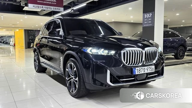 BMW X5 (G05) 2023 Черный из Кореи