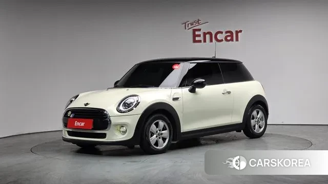 Mini Cooper 2019 Жемчужный цвет из Кореи