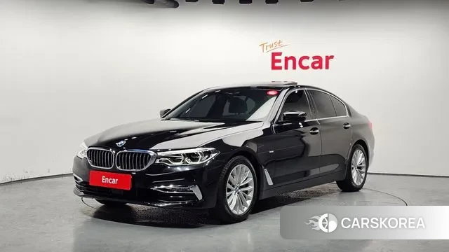 BMW 5 Series (G30) 2018 Черный из Кореи