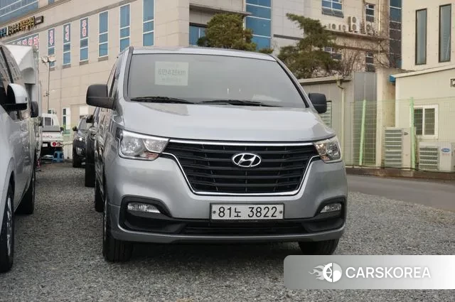 Hyundai The New Grand Starex 2019 Серый из Кореи