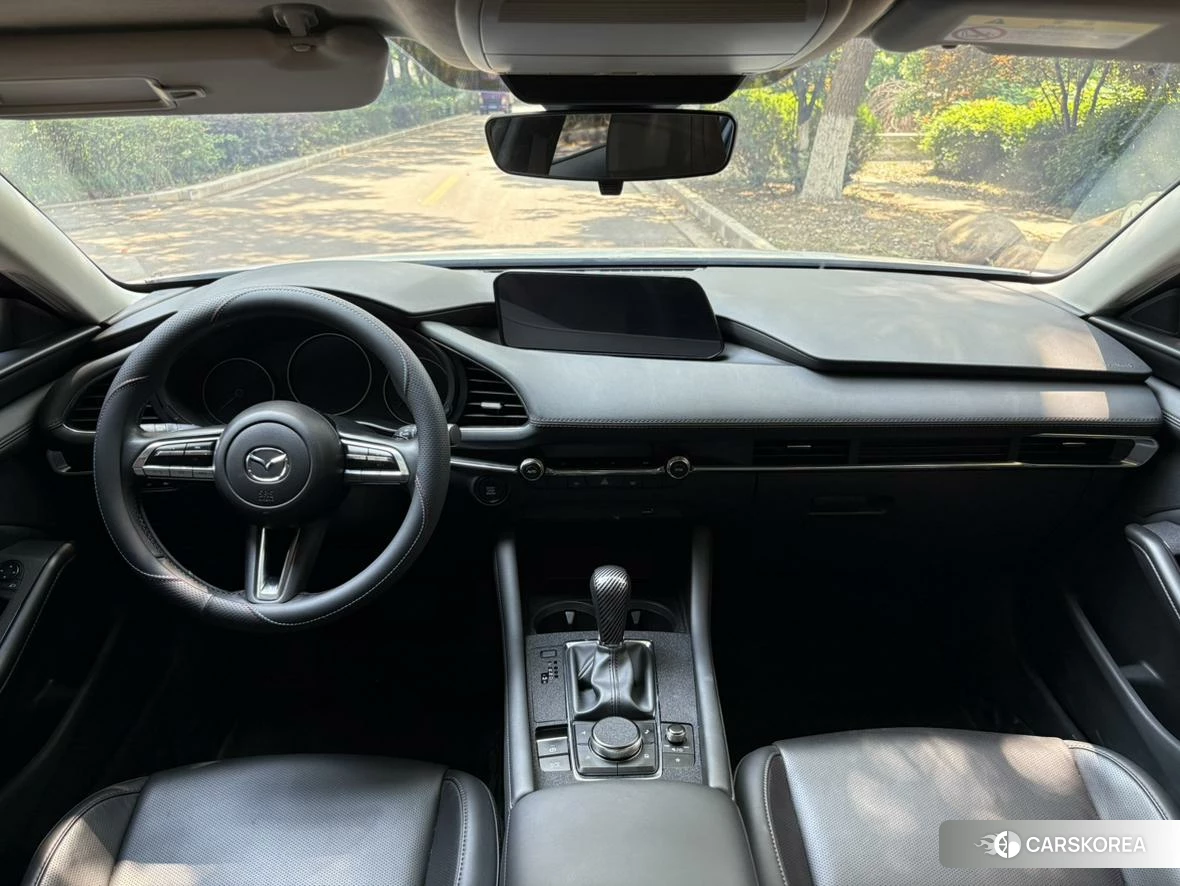 Mazda 3 Angkesaila 2023 Белый из Китая