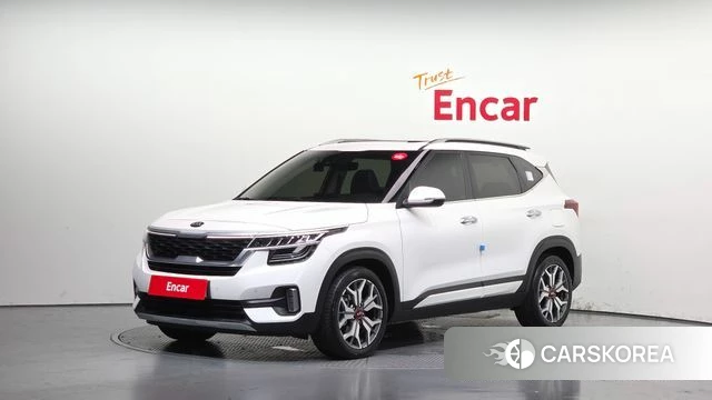 Kia Seltos 2020 Белый из Кореи