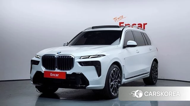 BMW X7 (G07) 2025 Белый из Кореи