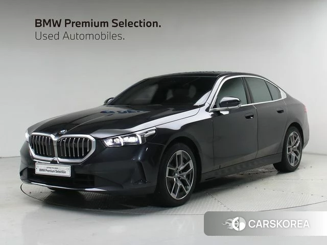 BMW 5 Series (G60) 2023 Серый из Кореи