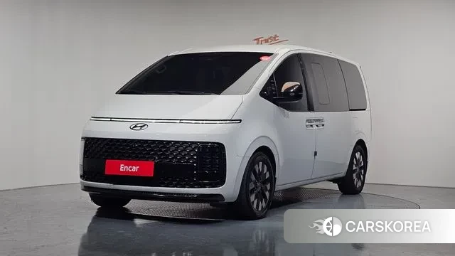Hyundai Staria 2021 Белый из Кореи