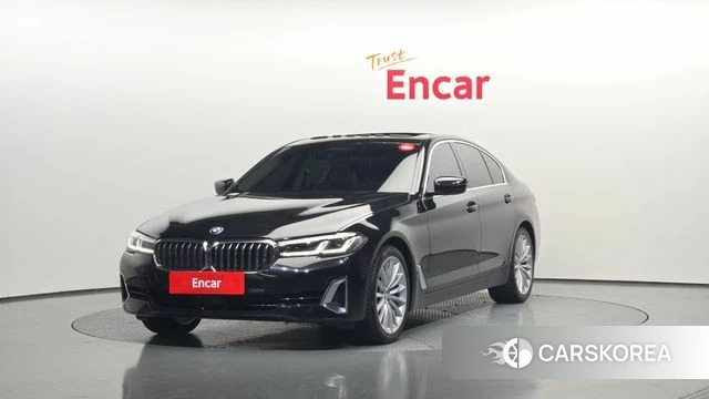 BMW 5 Series (G30) 2022 Черный из Кореи