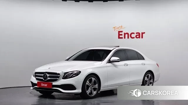 Mercedes-Benz E-Class W213 2020 Белый из Кореи