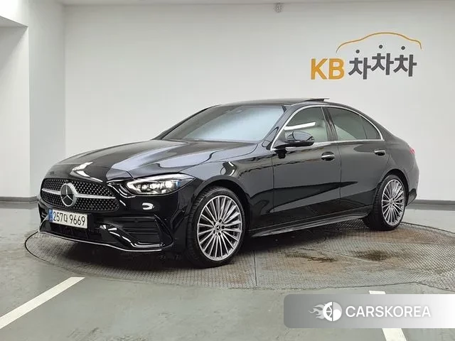 Mercedes-Benz C-Class W206 2022 Черный из Кореи