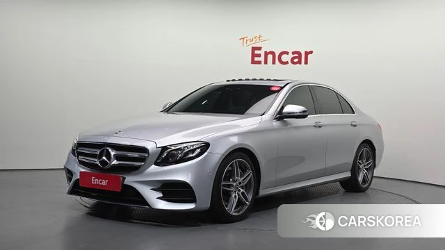 Mercedes-Benz E-Class W213 2019 Серебряный из Кореи