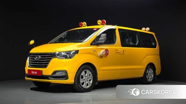 Hyundai The New Grand Starex 2018 Желтый из Кореи