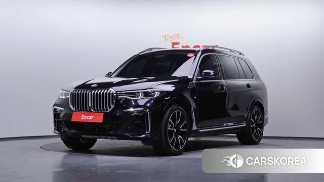 BMW X7 (G07) 2022 Черный из Кореи