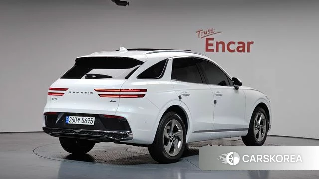 Genesis GV70 2024 Белый из Кореи