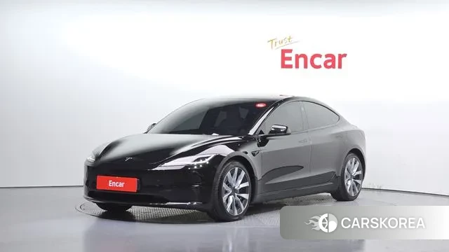 Tesla Model 3 2024 Черный из Кореи