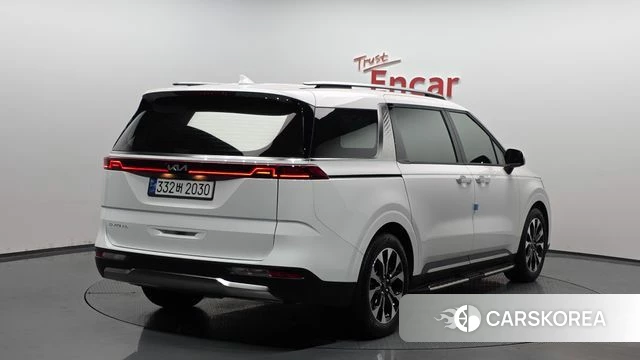 Kia Carnival 4th generation 2023 Белый из Кореи