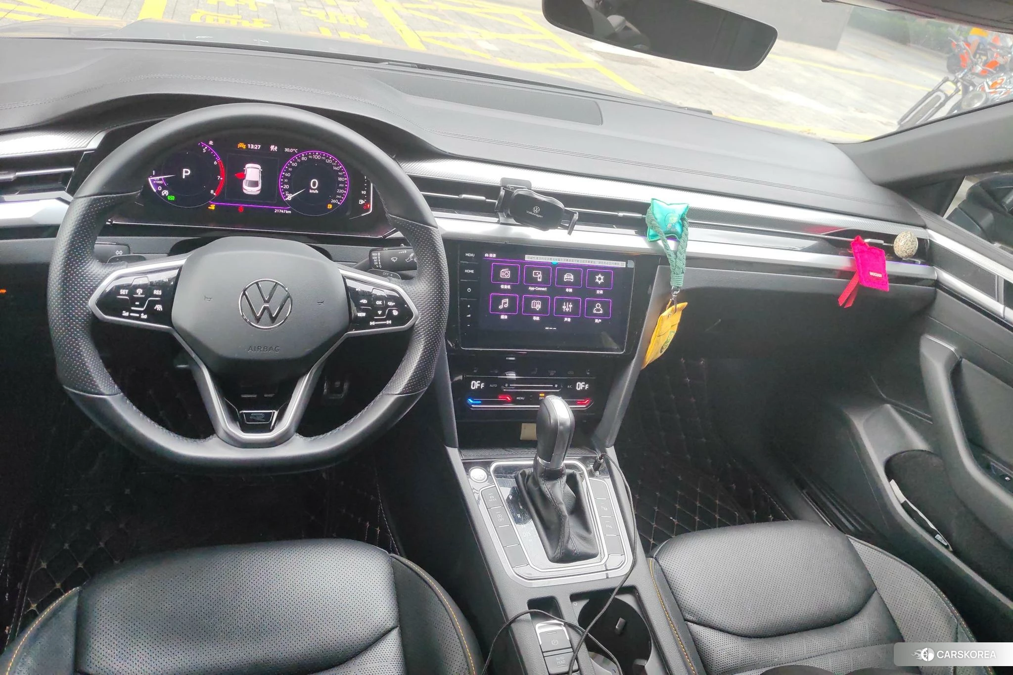 Volkswagen CC 2024 Темно-серый из Китая