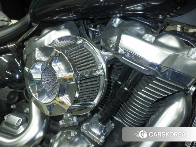 Engine photo