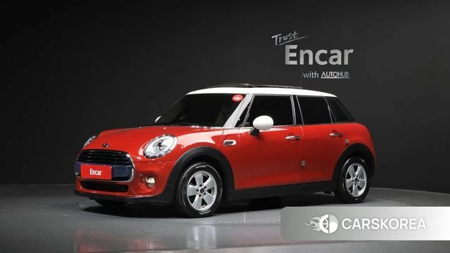 Mini Cooper D 2018 Красный из Кореи