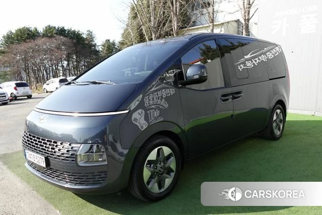 Hyundai Staria 2022 Серый из Кореи