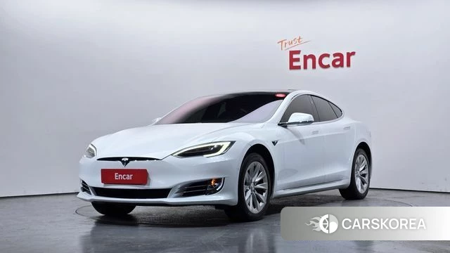 Tesla Model S 2020 Белый из Кореи