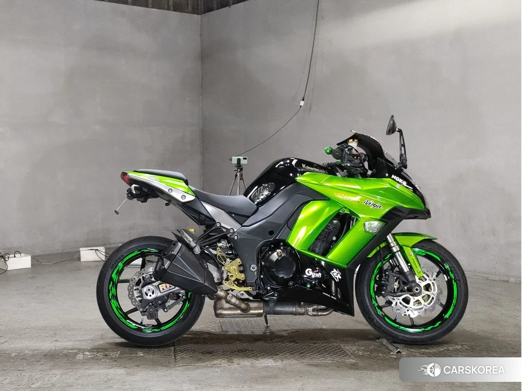 Проданный Kawasaki NINJA 1000 2012 из Японии