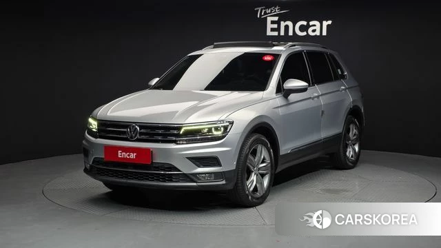 Volkswagen Tiguan second Generation 2018 Серебряный из Кореи