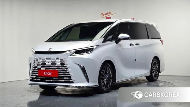 Lexus LM Second Generation 2024 Белый из Кореи