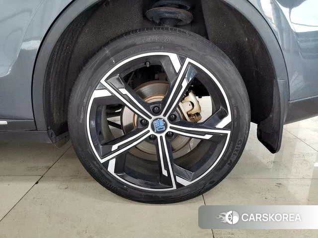 BYD Tang DM 2022 Темно-серый из Китая