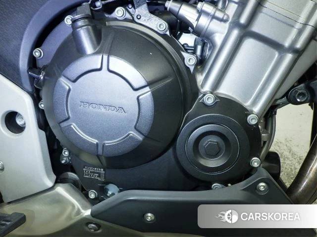 Engine photo