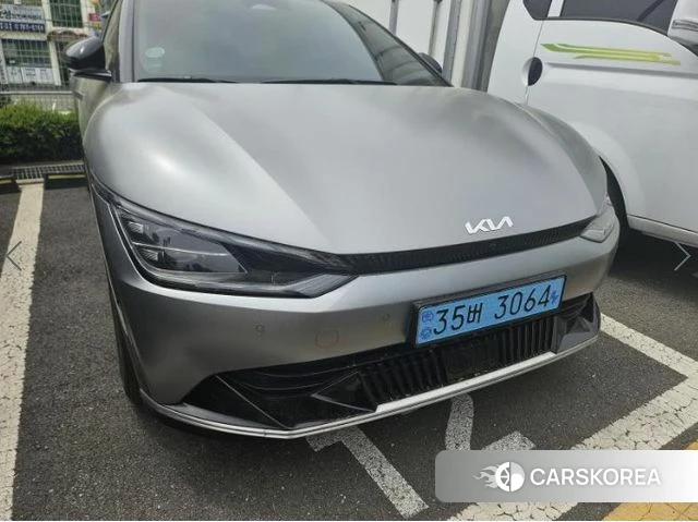 Kia EV6 2022 Серебристо-серый из Кореи