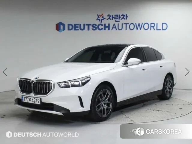 BMW 5 Series (G60) 2024 Белый из Кореи