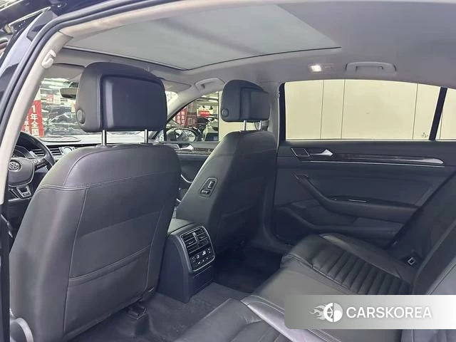 Volkswagen Magotan 2019 Черный из Китая