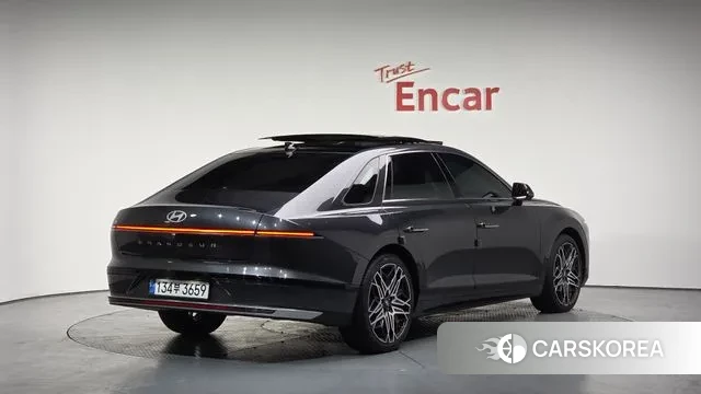 Hyundai Grandeur Hybrid (GN7) 2024 Серый из Кореи