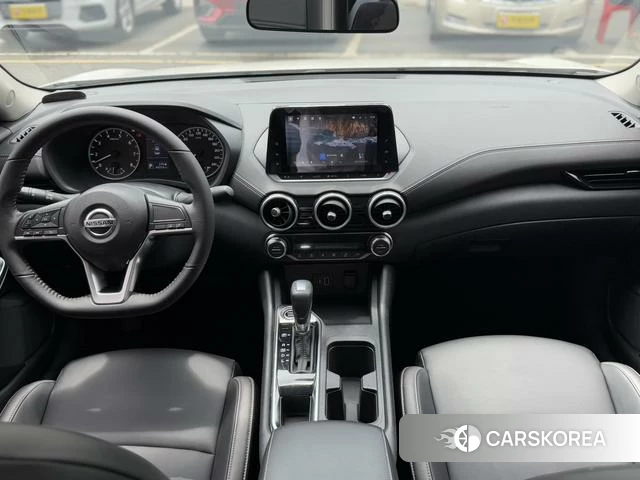 Nissan Xuan Yi 2021 Белый из Китая