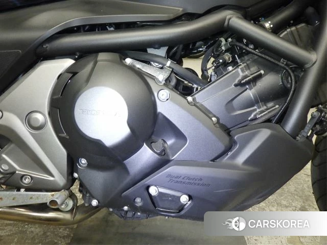 Engine photo