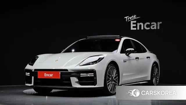 Porsche Panamera (972) 2025 Серебристо-серый из Кореи