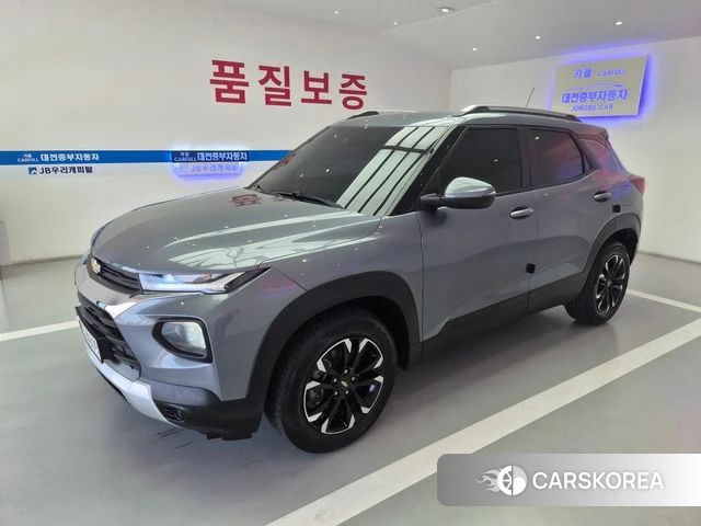 Chevrolet (GM Daewoo) Trailblazer 2022 Серый из Кореи