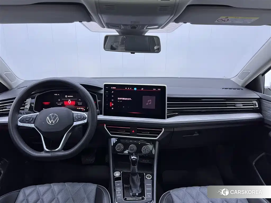 Volkswagen Sagitar 2023 Белый из Китая