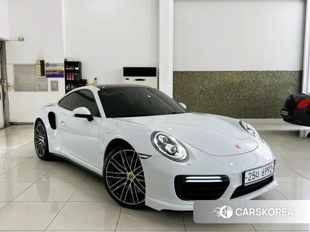 Porsche 911 2018 Белый из Кореи