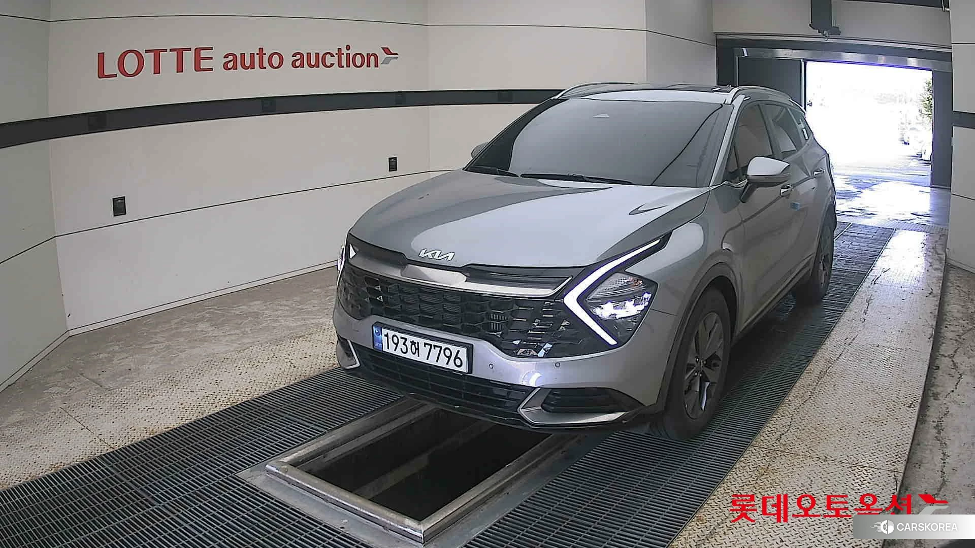 Kia Sportage 2023 Steelgray из Кореи
