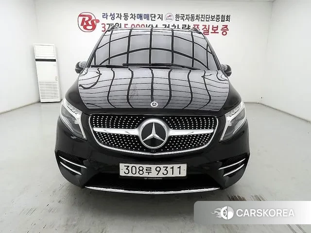 Mercedes-Benz V-Class 2023 Черный из Кореи