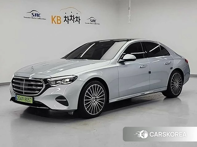 Mercedes-Benz E-Class W214 2024 Серебристо-серый из Кореи