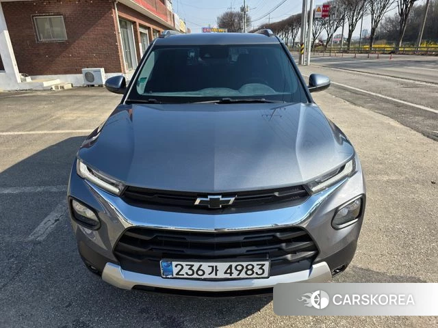 Chevrolet (GM Daewoo) Trailblazer 2021 Серебристо-серый из Кореи