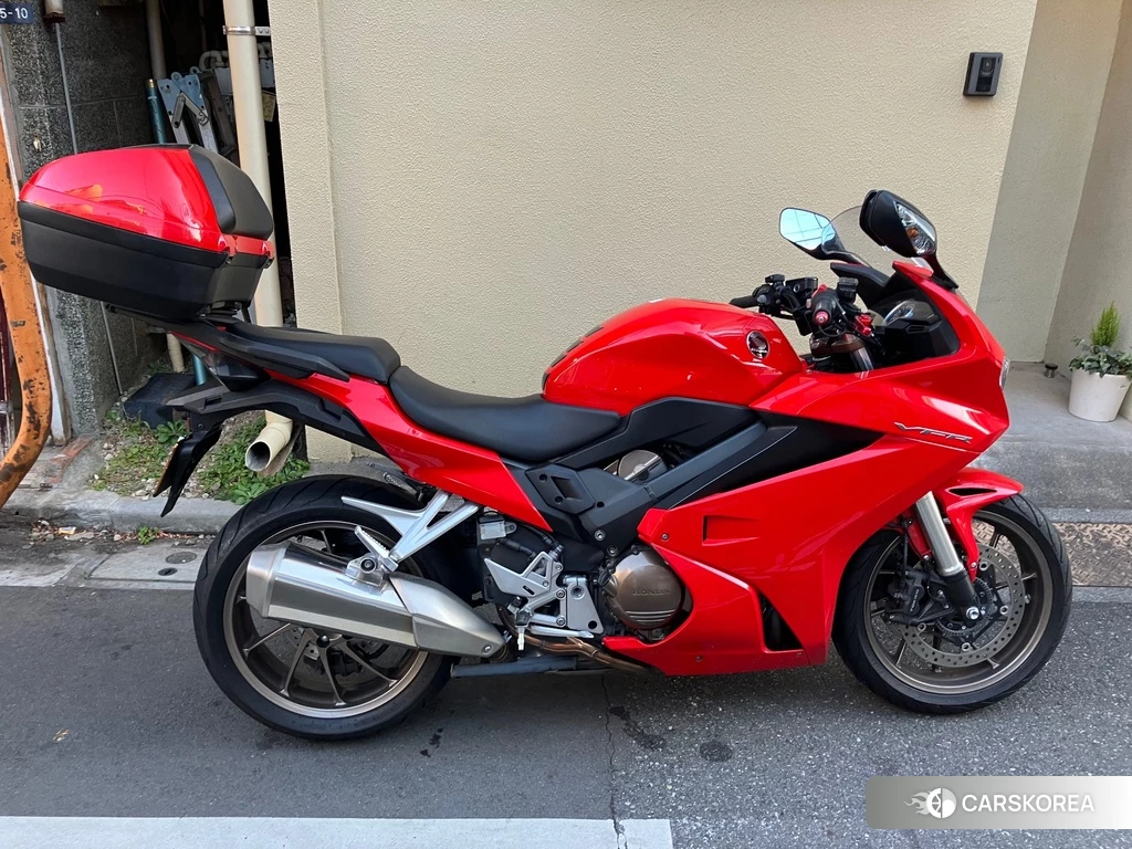 Проданный Honda VFR800F 2018 из Японии, фото 2