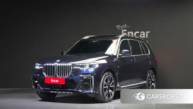 BMW X7 (G07) 2022 Черный из Кореи