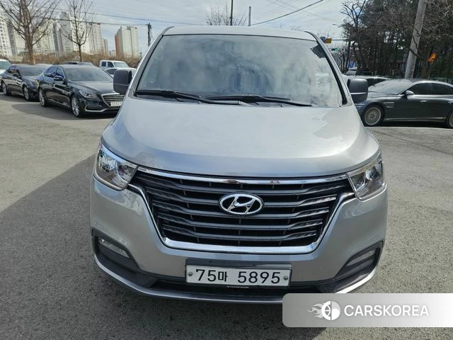 Hyundai The New Grand Starex 2019 Серебряный из Кореи