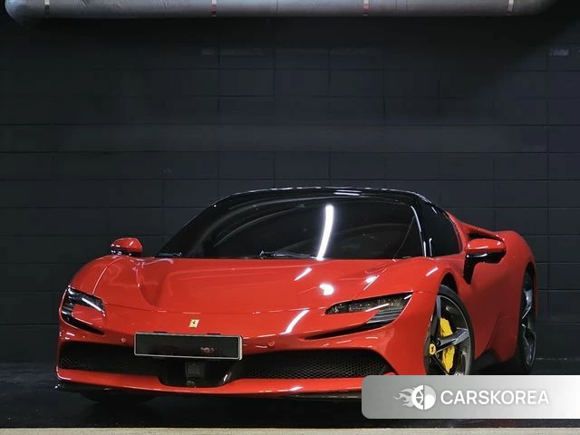 Ferrari SF90 Spider 2023 Красный из Кореи