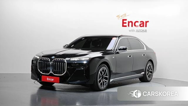BMW 7 Series (G70) 2025 Черный из Кореи