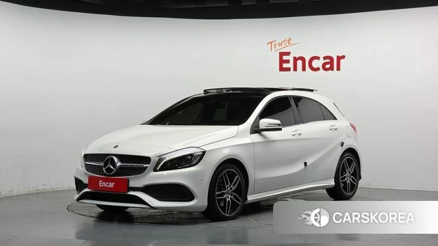 Mercedes-Benz A-Class W176 2018 Белый из Кореи