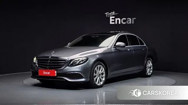 Mercedes-Benz E-Class W213 2019 Серый из Кореи